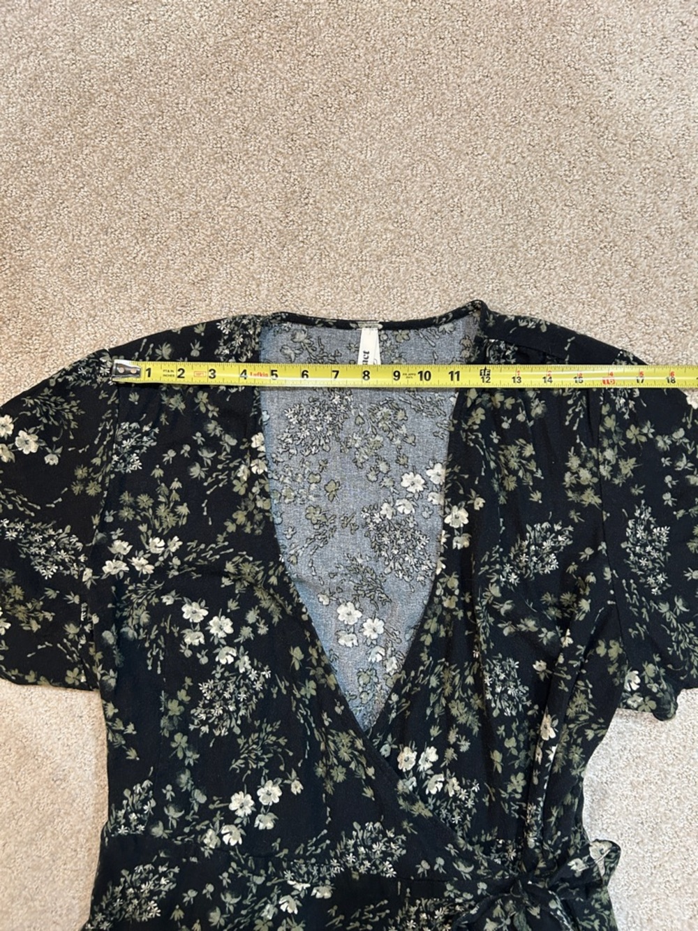 Pact Women's Cafe Crepe Wrap Dress XL Black Wild Flower Print - Picture 11 of 13
